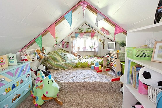 Детскя стая в розово, синьо и зелено